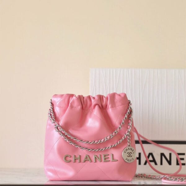 CHANEL 22 MINI HANDBAG White - Image 2