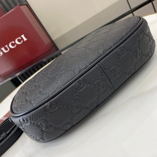 GG Emblem small shoulder bag black - Image 5