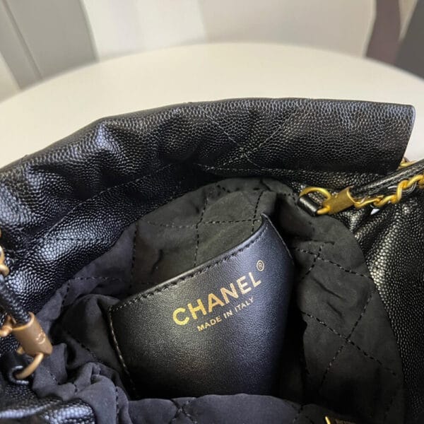 CHANEL 22 MINI HANDBAG black - Image 9