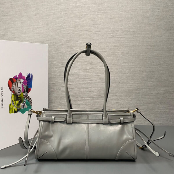 Prada Medium leather handbag(high-end grade) black - Image 4