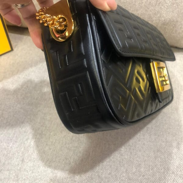 Fendi Baguette Chain Midi black - Image 4