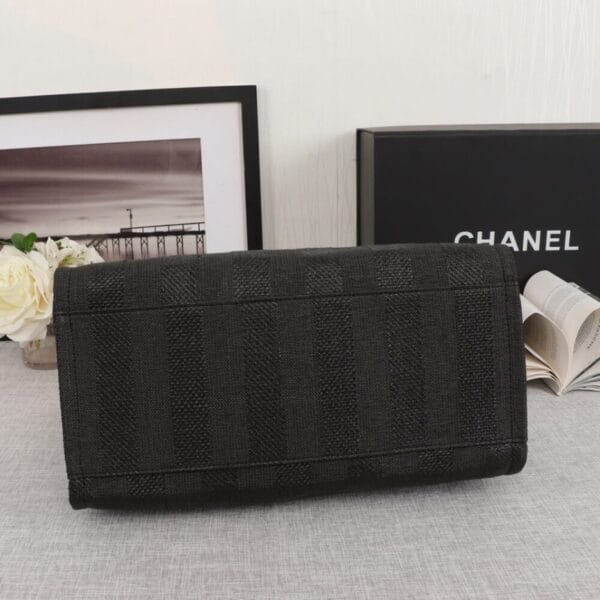 CHANEL Woven Straw Raffia Striped Medium Deauville Tote black - Image 5