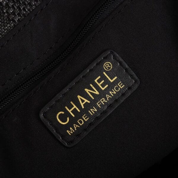 CHANEL Woven Straw Raffia Striped Medium Deauville Tote black - Image 7