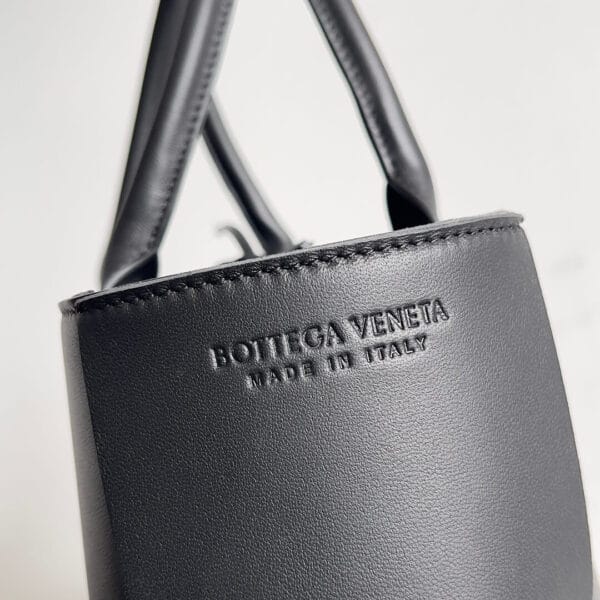 Bottega Veneta Small Arco Tote black - Image 7