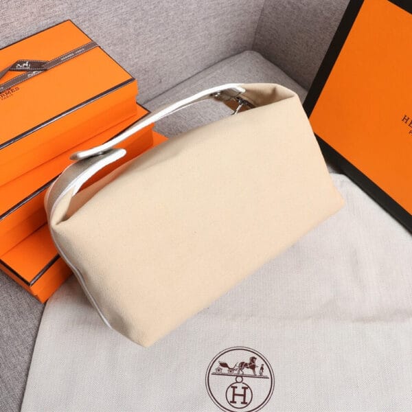 Hermes toiletery bag Beige - Image 3