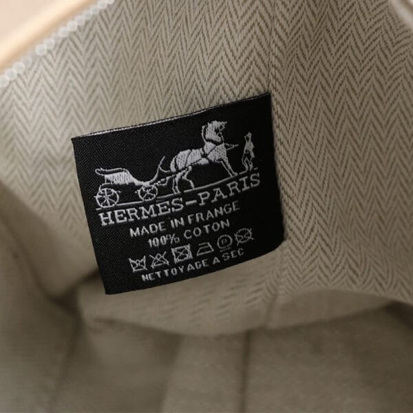 Hermes toiletery bag Beige - Image 7