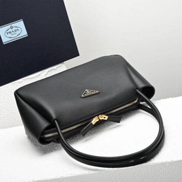 Prada Medium leather handbag black - Image 6