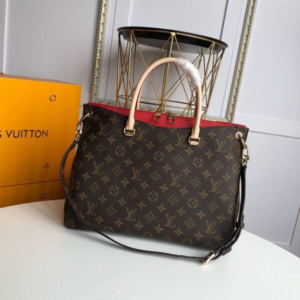 Louis Vuitton Pallas Handbag black - Image 2