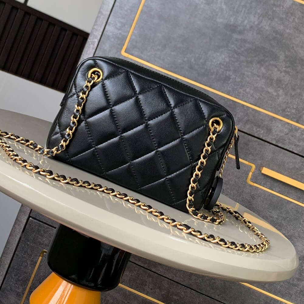 CHANEL Mini Camera Case black - Image 4