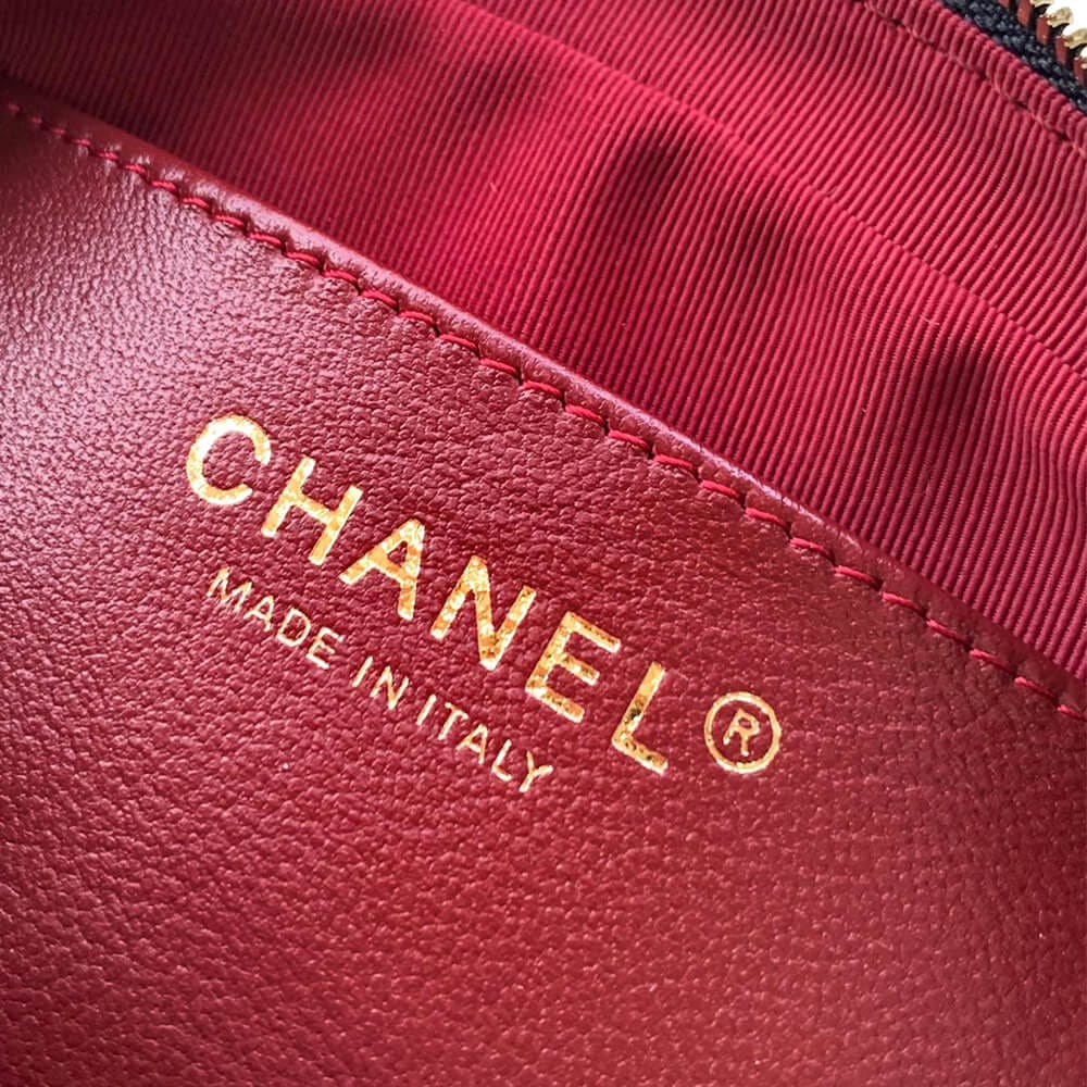 CHANEL Mini Camera Case black - Image 7