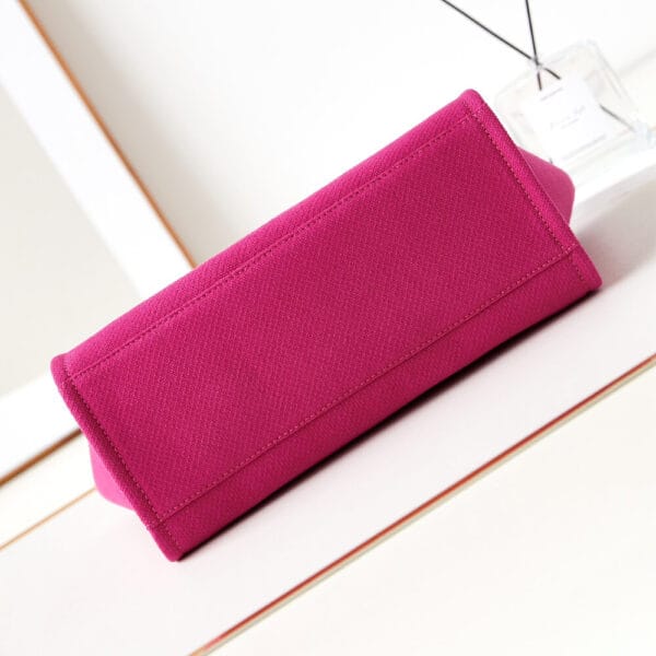 Chanel Small Tote Bag Pink - Image 5