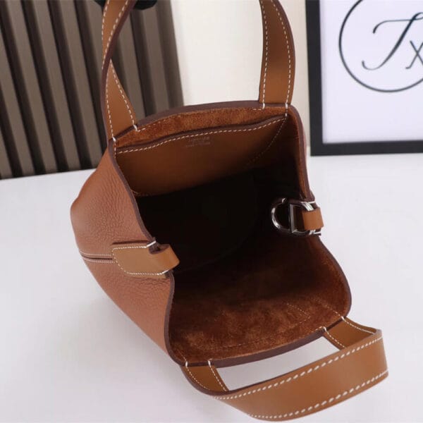 Hermes loop bag Khaki - Image 8