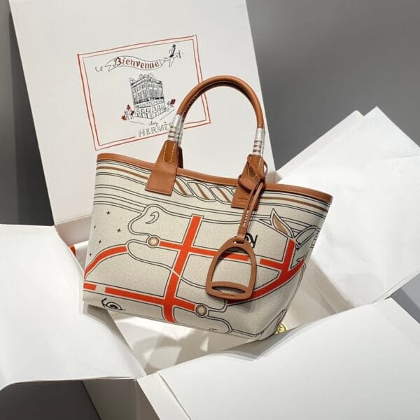 Hermes Steeple 28 bag(high-end grade) Beige - Image 3