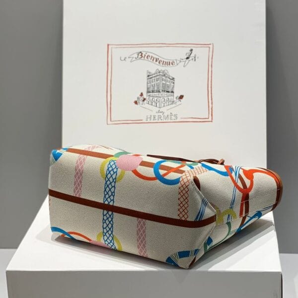 Hermes Steeple 28 bag Beige - Image 4