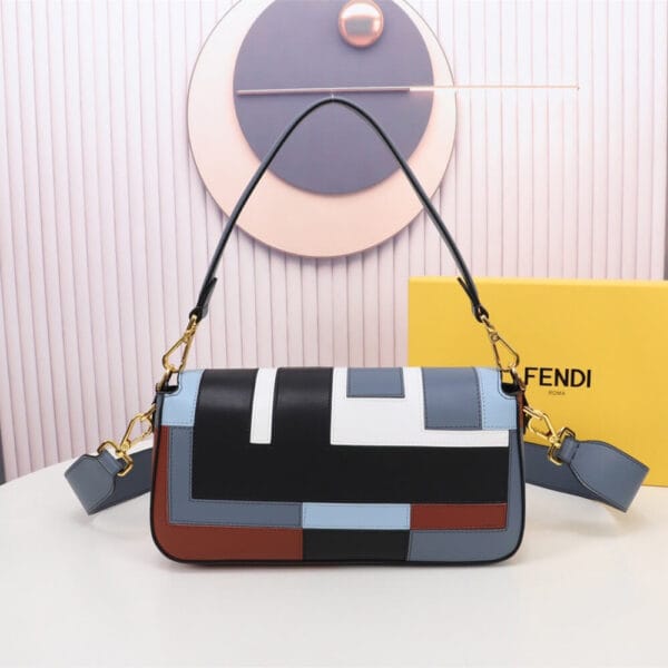 Fendi Baguette(high-end grade) Medium grey - Image 4