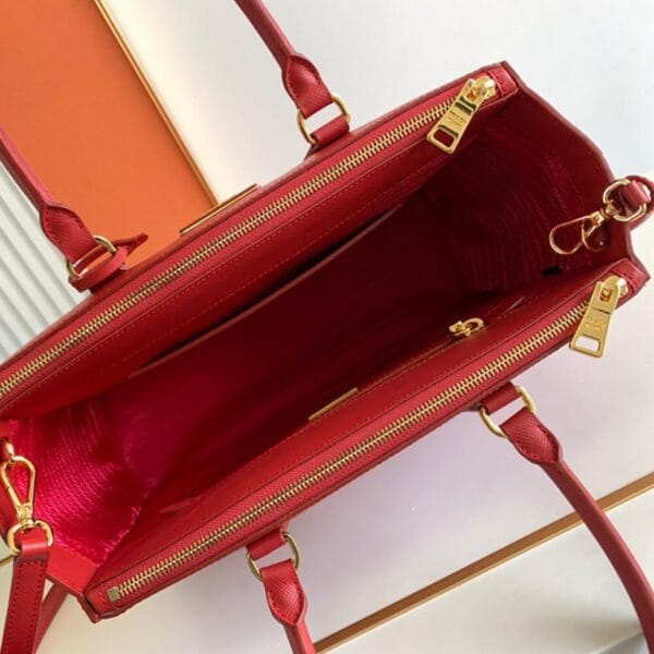 Large Prada Galleria Saffiano leather bag Red - Image 8