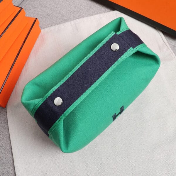 Hermes toiletery bag Green - Image 4